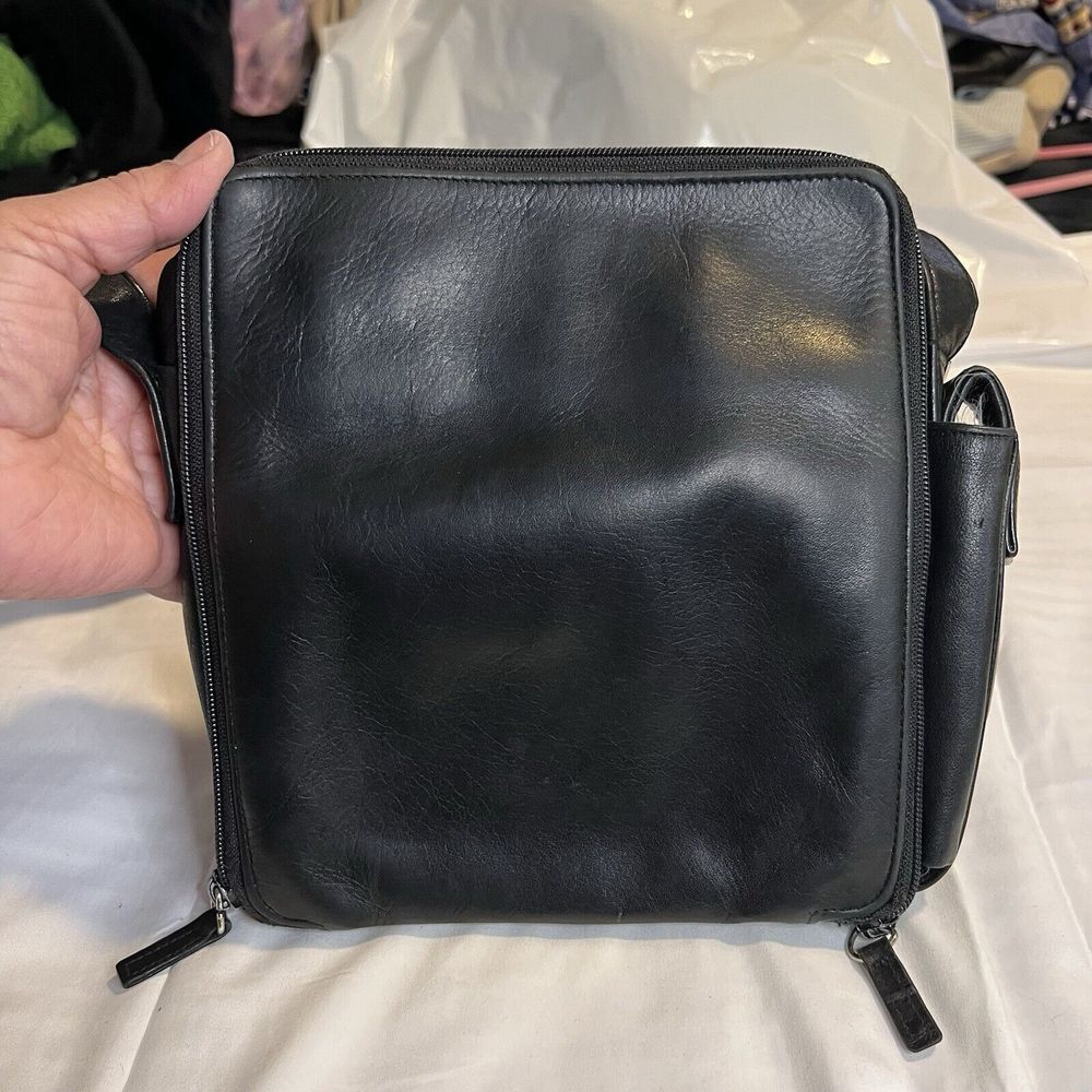 Vintage PERLINA New York Black Genuine Leather Sling Crossbody Bag EUC